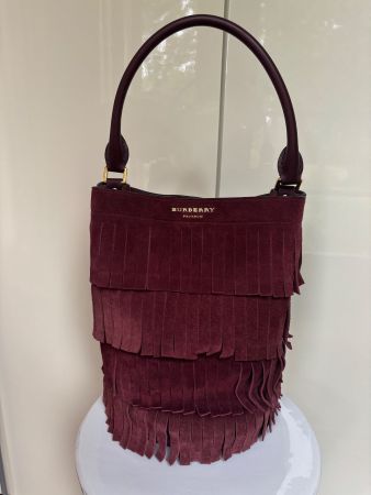 BURBERRY PRORSUM Tasche Wildleder weinrot mit Fransen