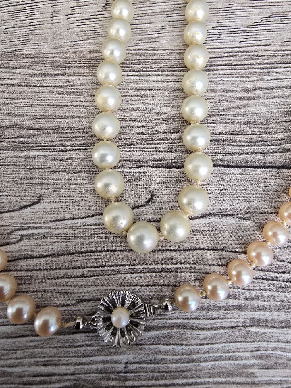 Catenine: Alte verschiedene Perlenketten Modeschmuck..... – Usato da Stansstad venduto da raser0rico 4