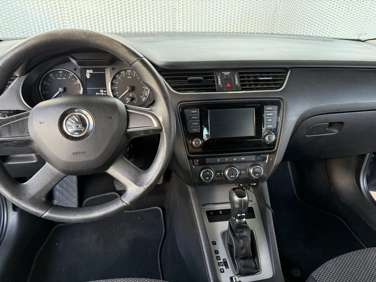Skoda Autos: Skoda Octavia 1.8 VB – Gebraucht aus Zwingen von Dana_G02 5