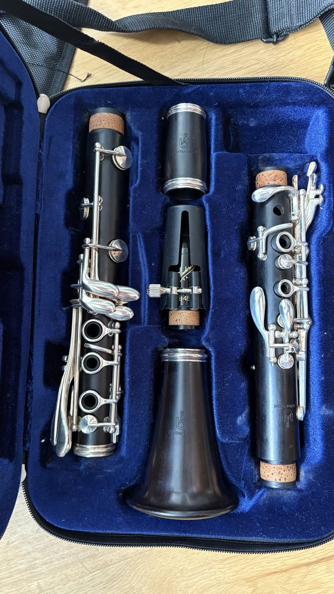 Instruments de musique: F. Arthur Uebel B-888 Klarinette  – D'occasion à Bichwil par lau_b872 5