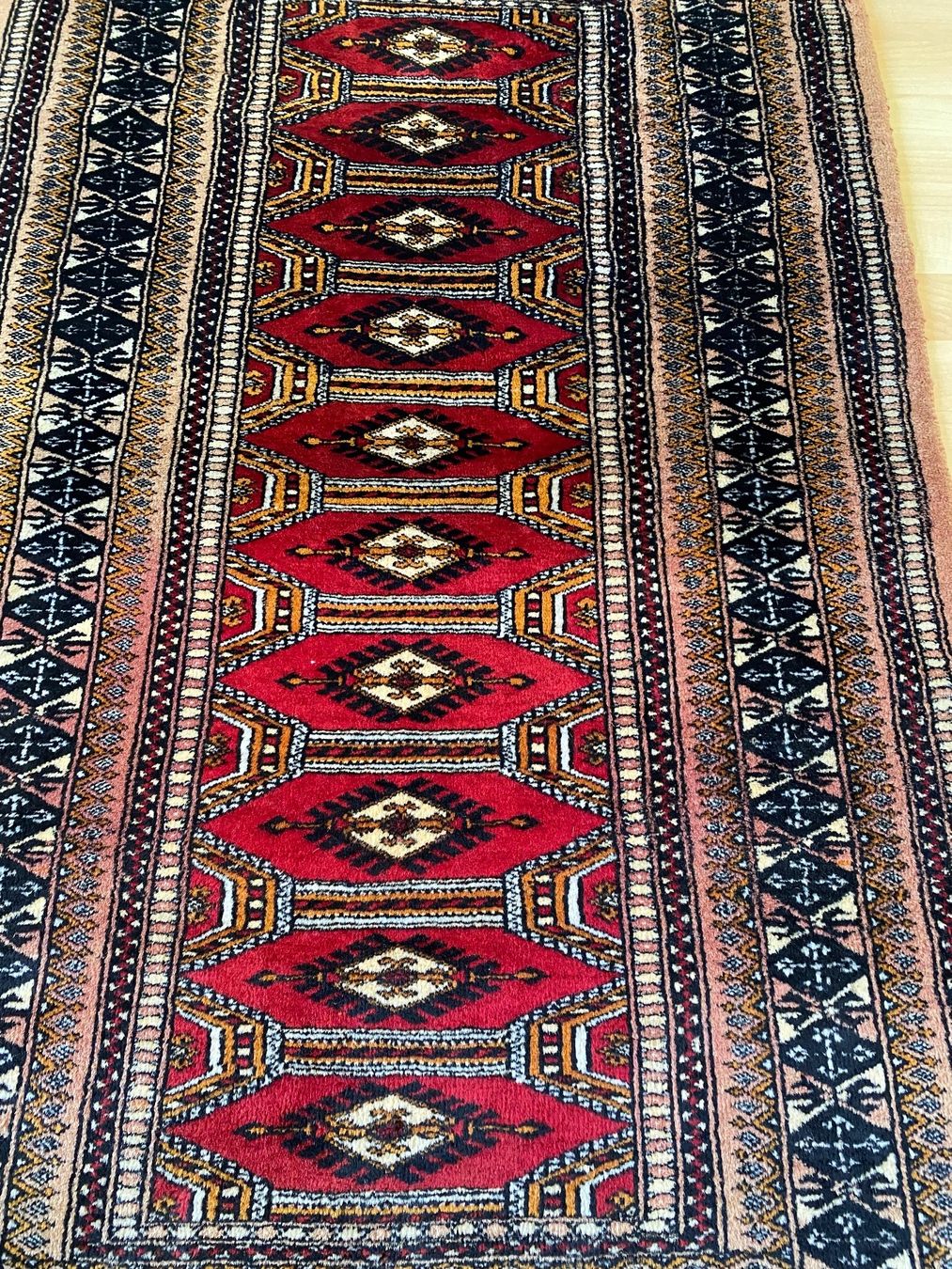 Tappeti: Wunderschönen Orientteppich Handarbeit 130x77.cm – Usato da Büron venduto da Filadefia-888 1