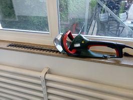 Heckenschere Metabo gut erhalten.