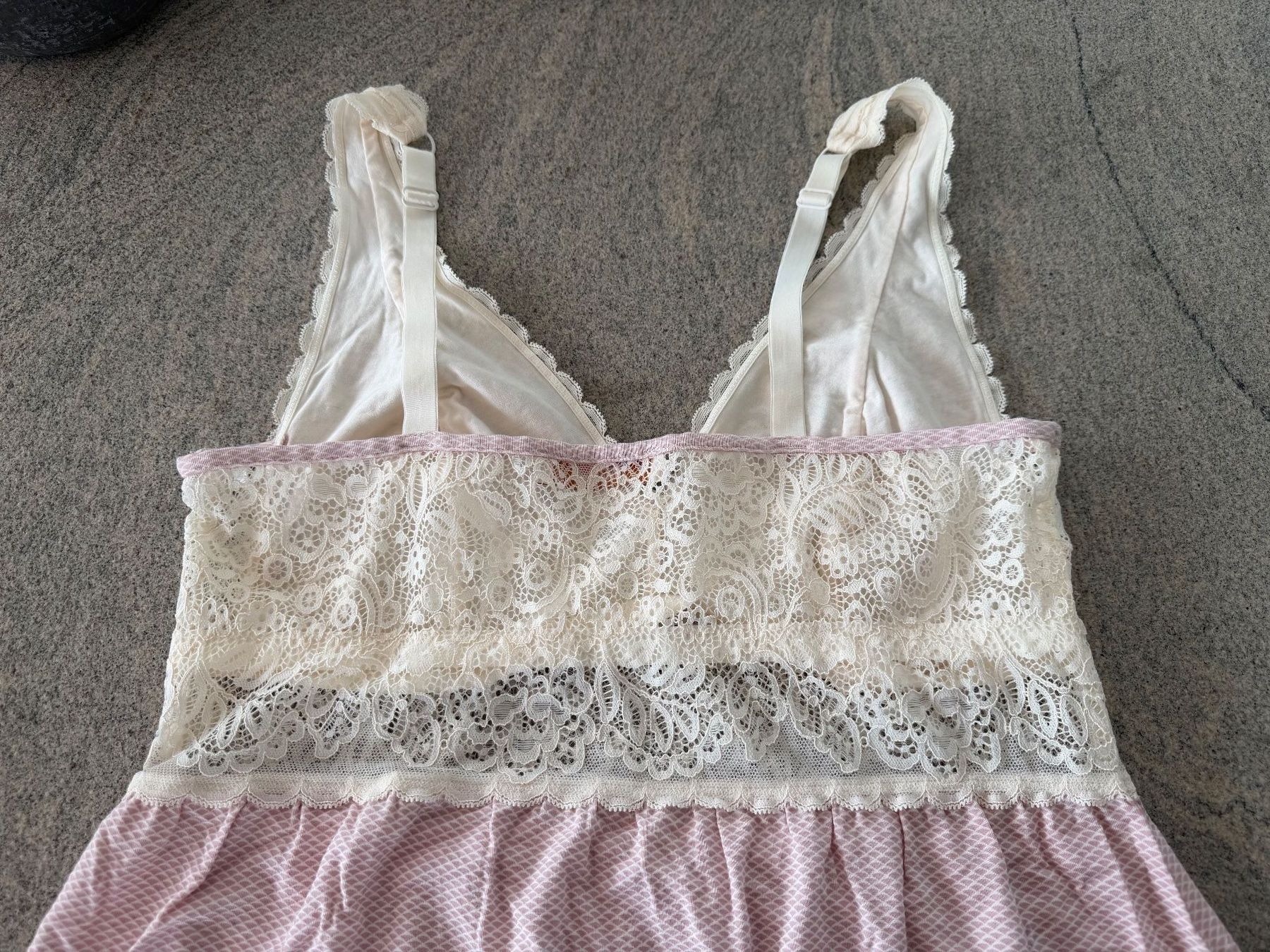Triumph Negligees & Pigiami: Triumph Nachthemd mit Spitze – Usato da Geroldswil venduto da Jeremy11 5