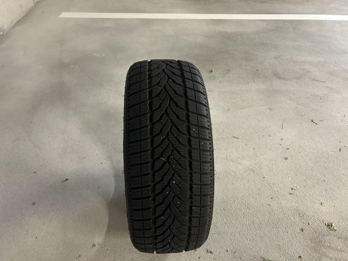 Toutes les pièces auto: Winterpneu – D'occasion à Klingnau par mar_btv6