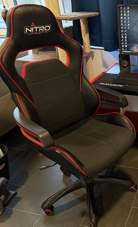 Sedie: Nitro Concepts Gaming Stuhl  – Usato da Dulliken venduto da mat_w252