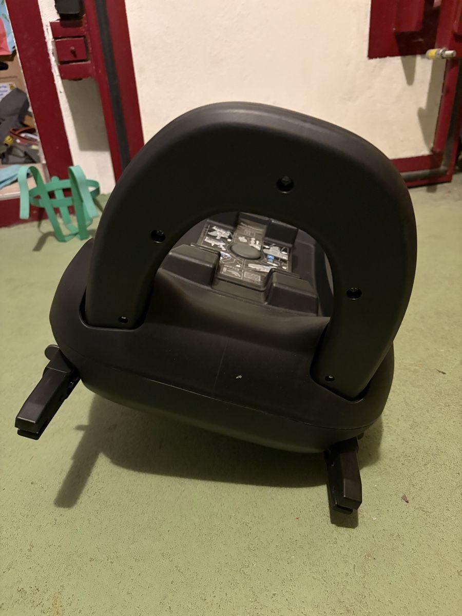 ABC Design Seggiolini per auto: Babyschale ABC Design Tulip mit Isofix Base – Usato da Bättwil venduto da muuusi 5