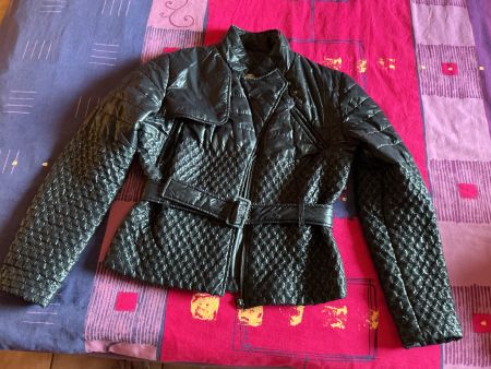 BLOUSON-VESTE femme - «GUESS by Marciano » - Noir