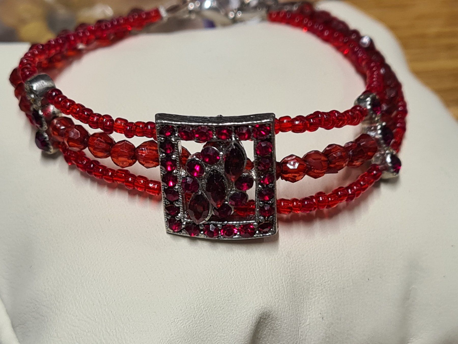 Bracciali & Braccialetti: Modeschmuck Perlen- Armband aus Boutique – Usato da Amriswil venduto da used2use 2