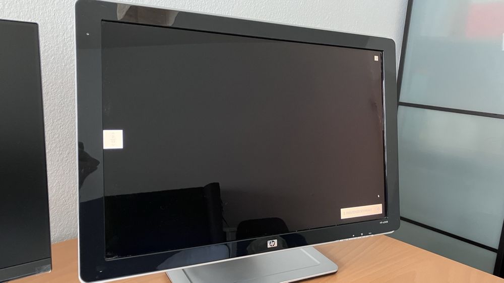 HP W2408 24 Zoll Monitor Kaufen auf Ricardo