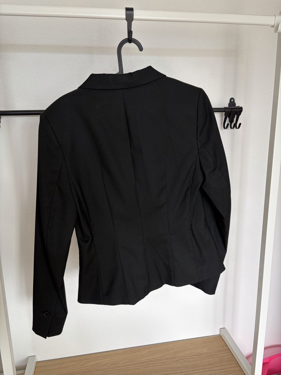 H&M Completi & Tailleur: H&M Blazer, schwarz, Gr. 38 – Nuovo (secondo la descrizione) da Emmenbrücke venduto da Leeaa.b 1