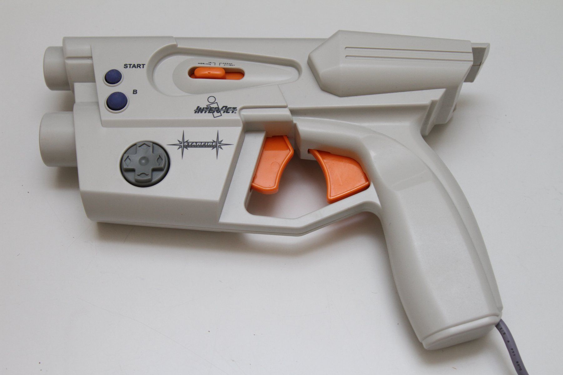 Controller: Starfire Lightblaster für Sega Dreamcast – Usato da Basel venduto da camelot99 2