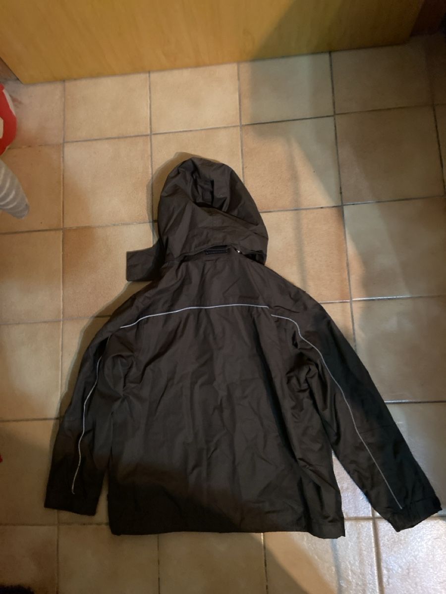 Jacken & Mäntel: Veste enfant 122-128  marron – Gebraucht aus Genève von captus 1