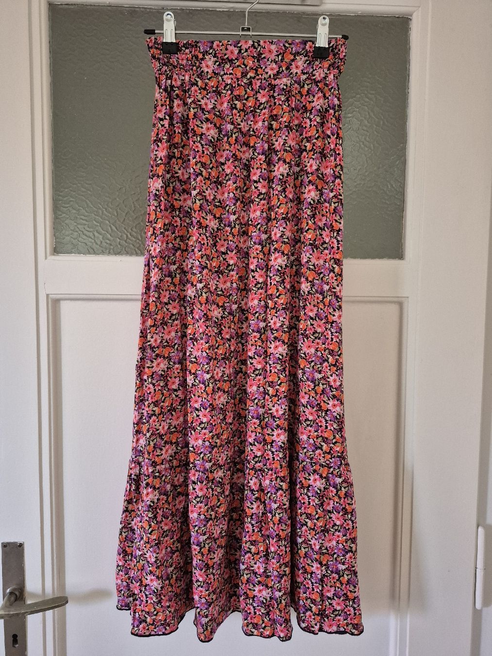 Gonne: Jupe à fleurs maxi Amisu 34 – Usato da Lausanne venduto da claire1401