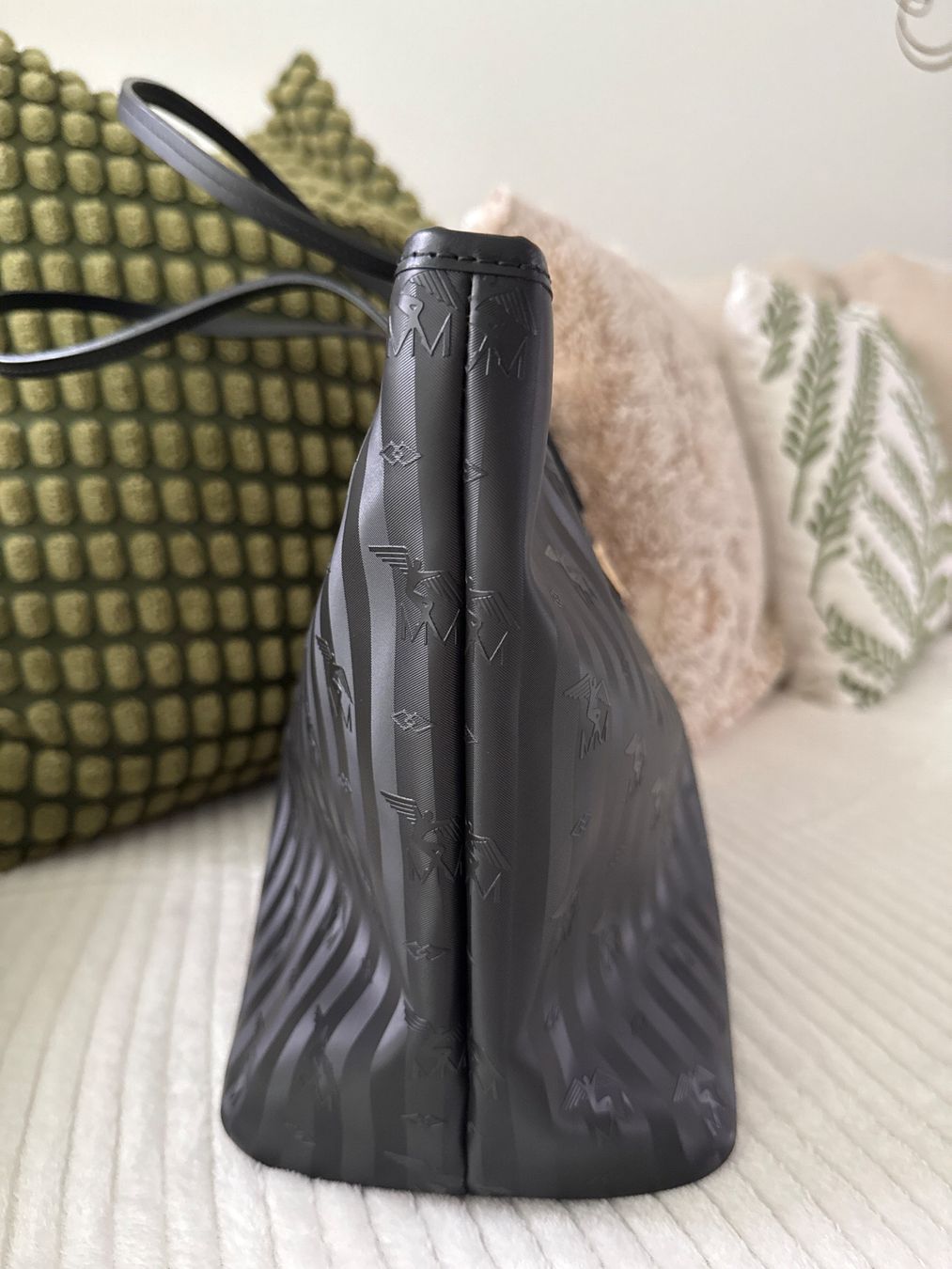 Maison Mollerus Borse da donna: Mollerus Winterthur Shopper Schwarz / Gold – Usato da Winterthur venduto da Eriseed 4