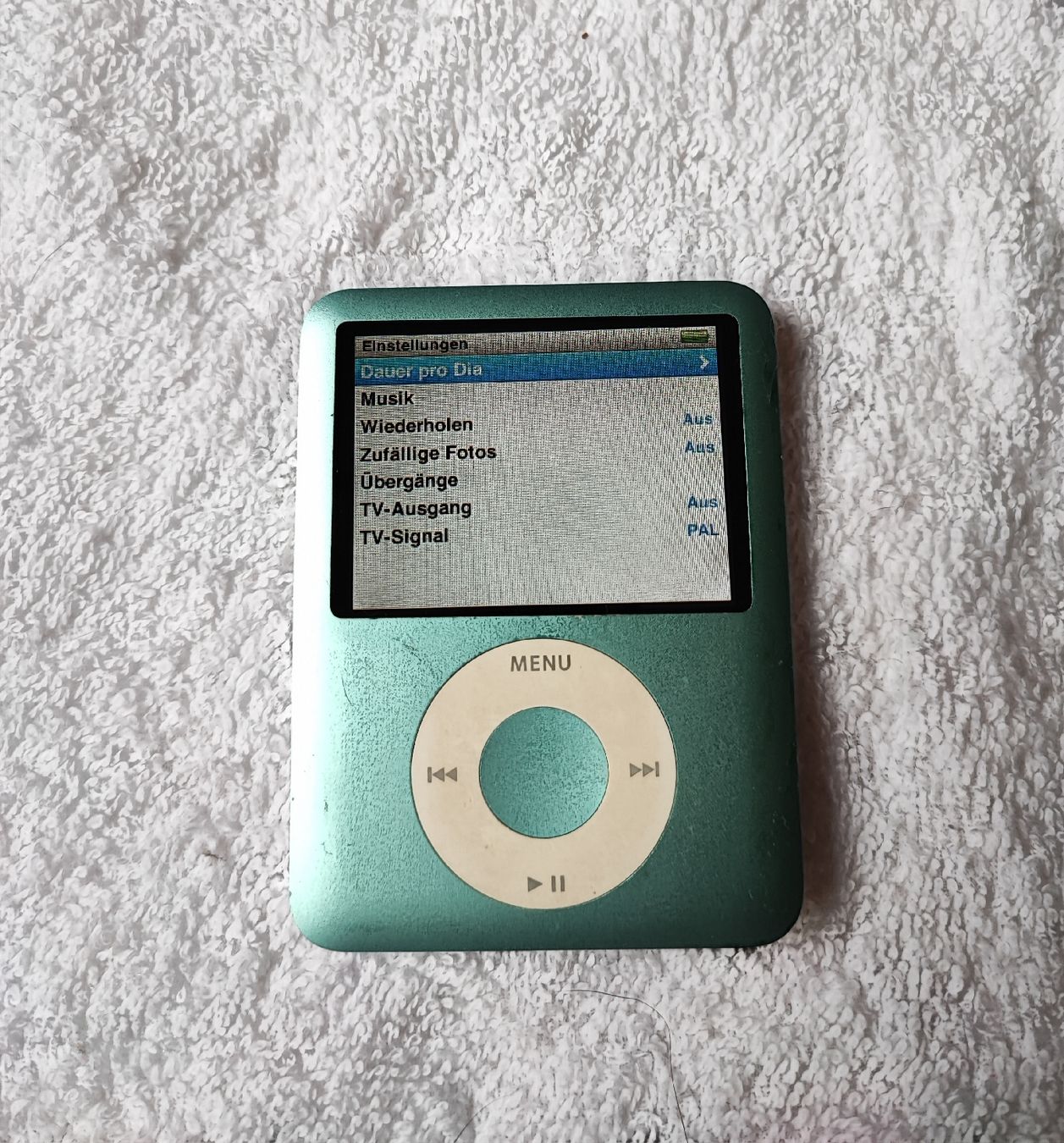 Apple Lecteur media portable: Apple iPod Nano 3rd Gen 8GB  – D'occasion à Zollikofen par zar_j67f 3