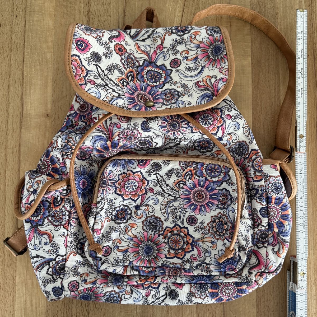 Kindertaschen: Stoff-Rucksack mit Blumenmuster – Gebraucht aus Lüsslingen von Geronimo66