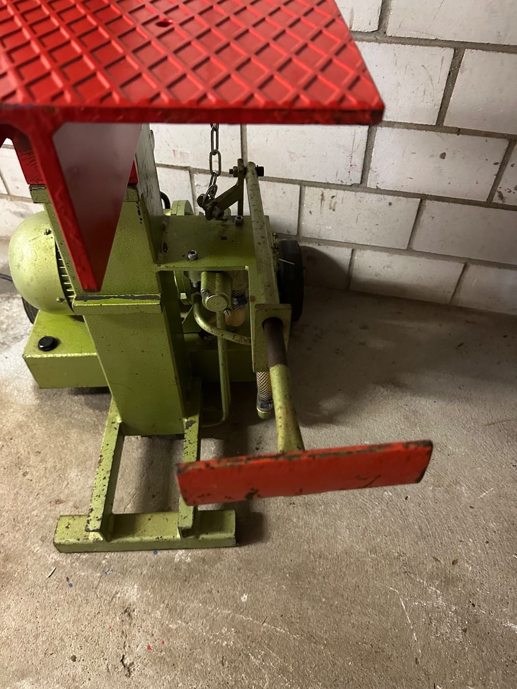 Tutte le macchine: Holzspalter MABO 7.Ton – Usato da Huttwil venduto da Bolpa 4