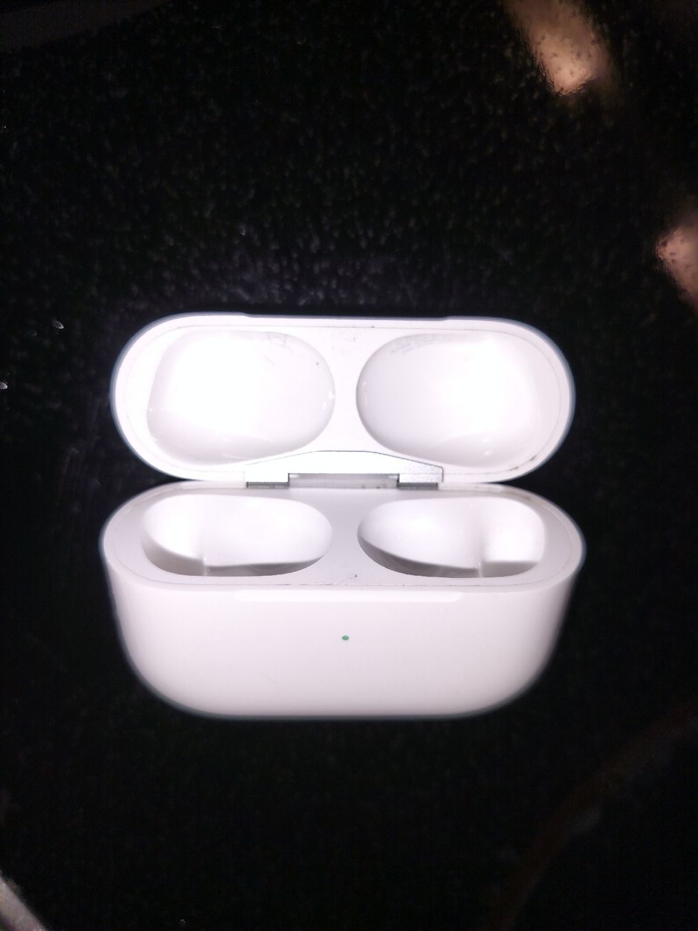 Apple Accessori per Smartwatch: Original Apple AirPods Pro Ladecase A2190 - Top! – Usato da Sissach venduto da ChrisTaylor 1