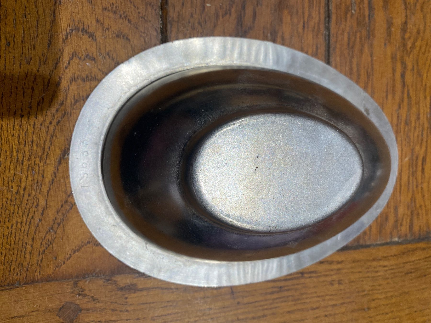 Backformen: Moule chocolat œuf pied 1/2 15cm – Gebraucht aus Lajoux JU von Briard0 1