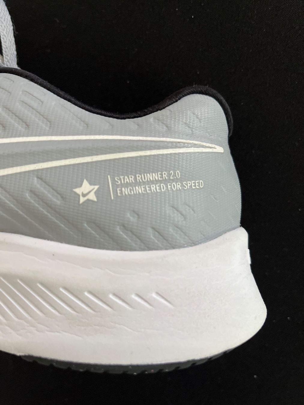 Nike Herrenschuhe: Turnschuh Nike – Gebraucht aus Oberuzwil von Coolan 3
