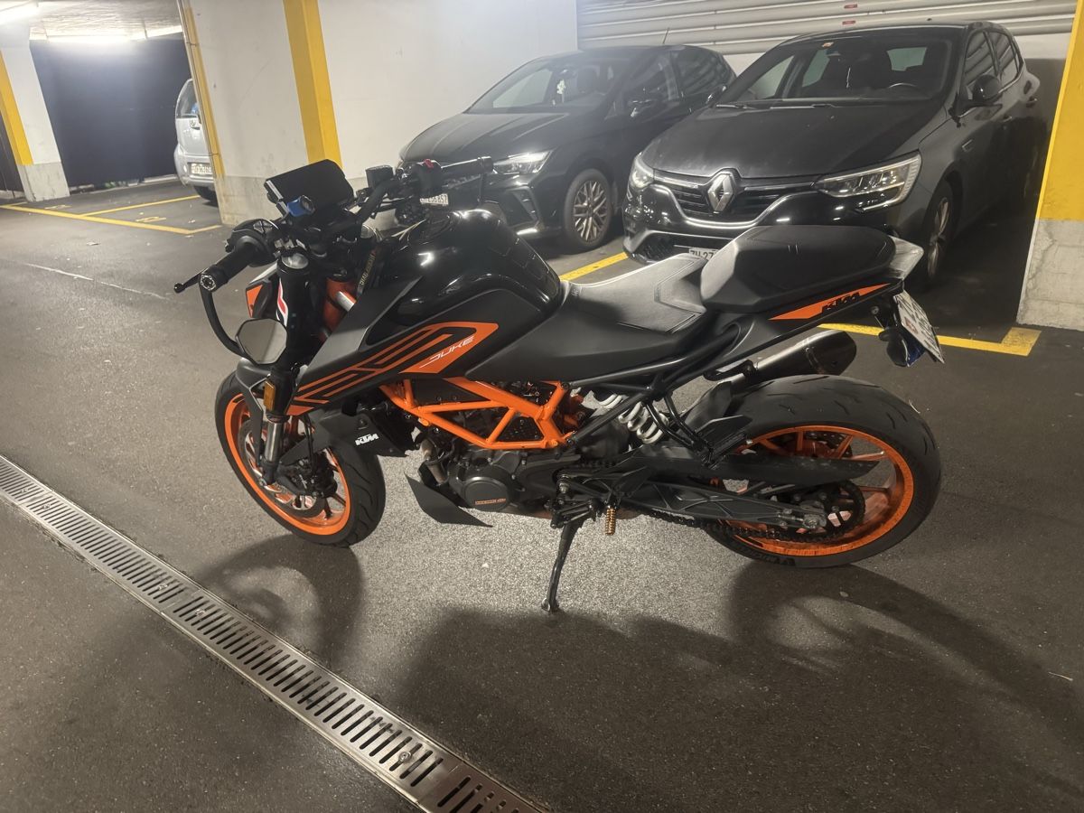 KTM Strada: Ktm Duke 125 – Usato da zürich venduto da fernandes021 4