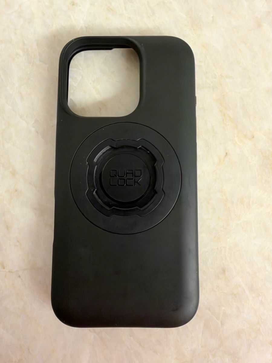 Quad Lock Cover & Protezioni schermo: Quad Lock Hülle für iPhone 16pro – Usato da Egliswil venduto da topar