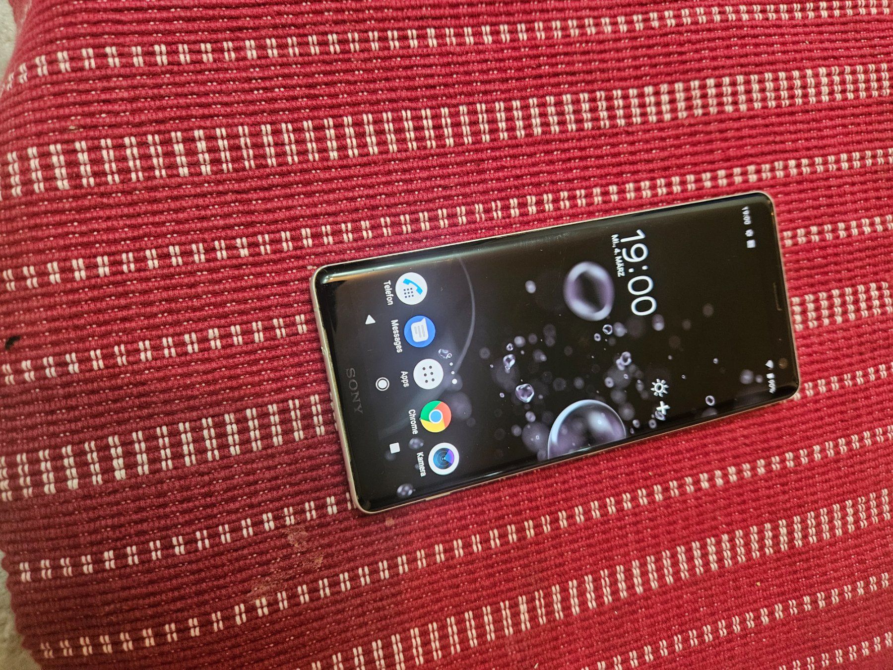 Sony Handys / Smartphones: Sony Xperia XZ3 64gb Duos silver – Gebraucht aus St. Gallen von Juhasli