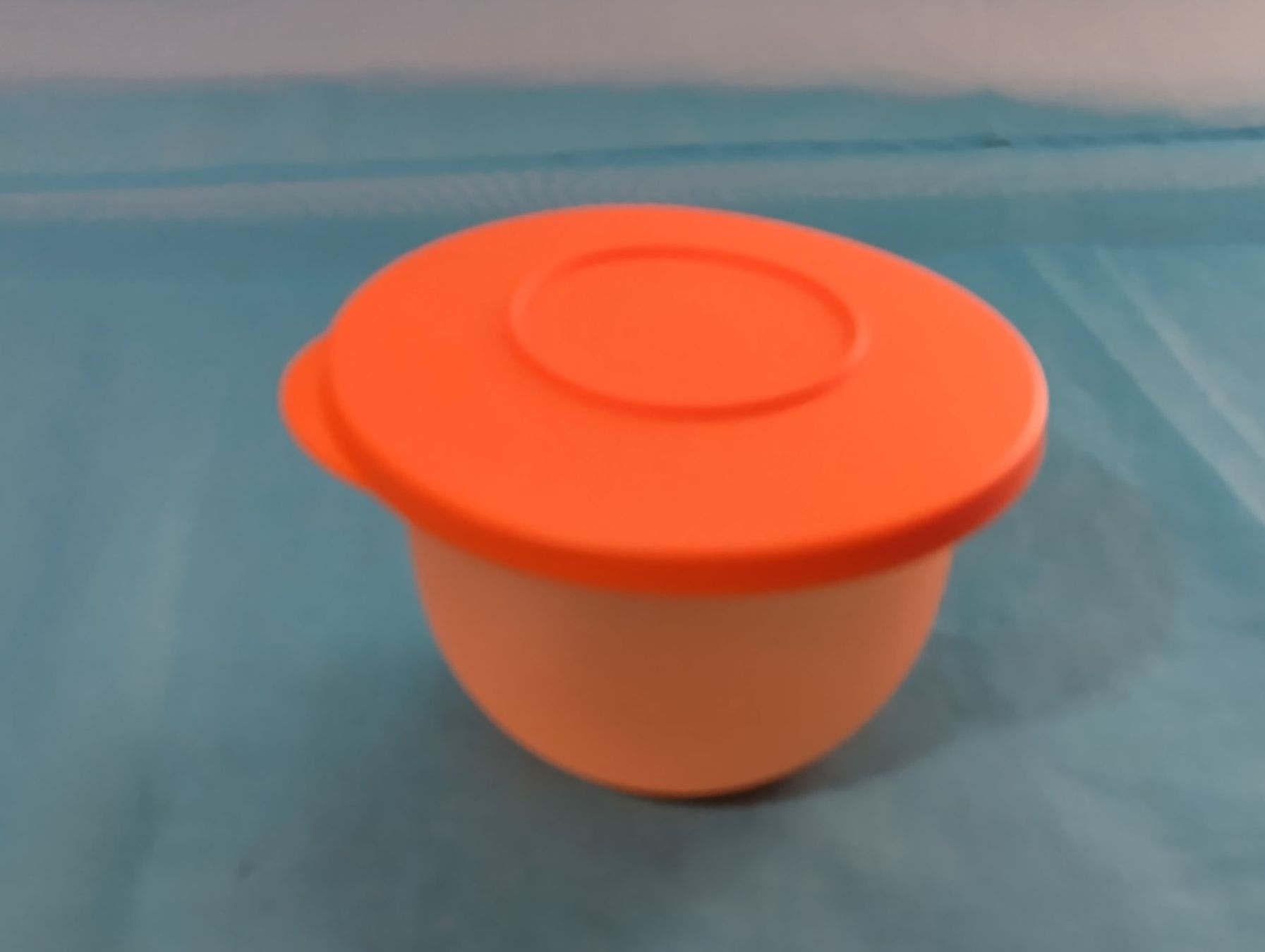Tupperware Recipients et similaires: Tupperware Behälter, orange, 5.5dl – D'occasion à Bellach par JingleCherry