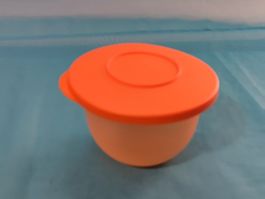 Tupperware Behälter, orange, 5.5dl