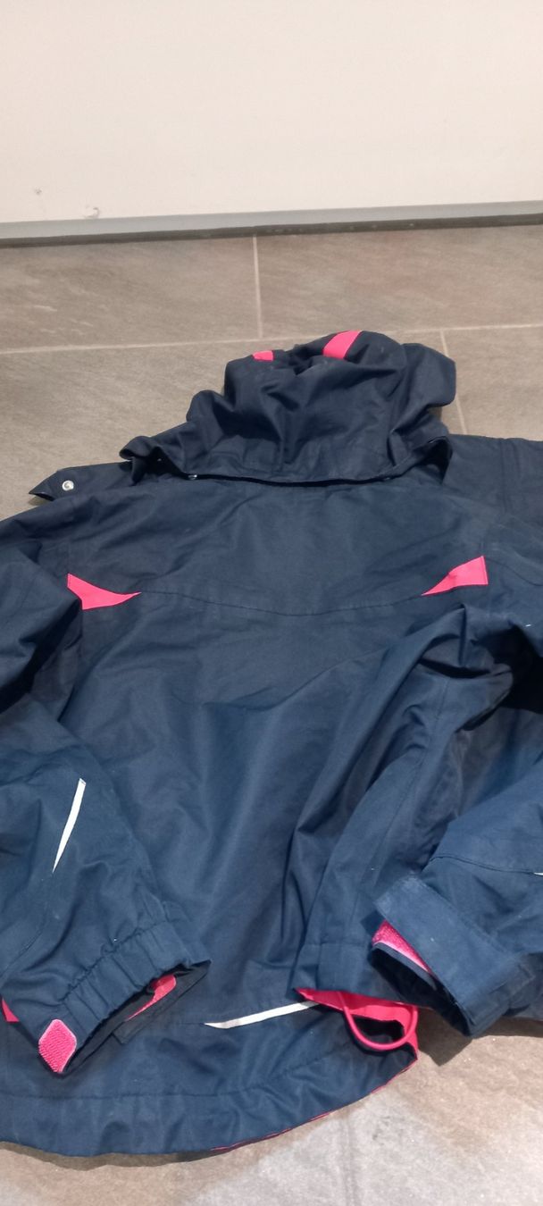 Tchibo Jacken & Mäntel: Winterjacke Mädchen Grösse 122/128 – Gebraucht aus Thalheim von sil_n2nk 2