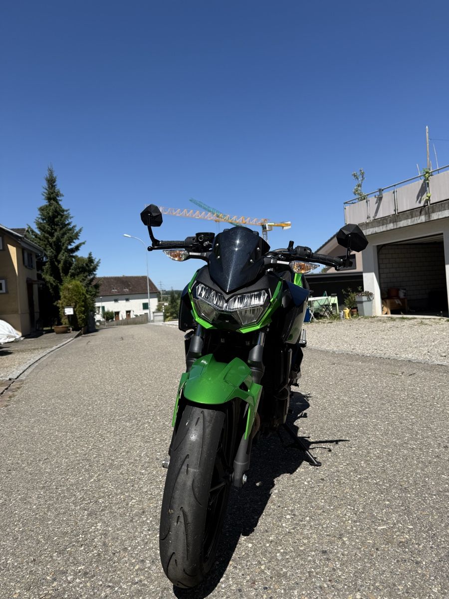 Kawasaki Route: Kawasaki Z400 – D'occasion à Schönenberg TG par rmeier11