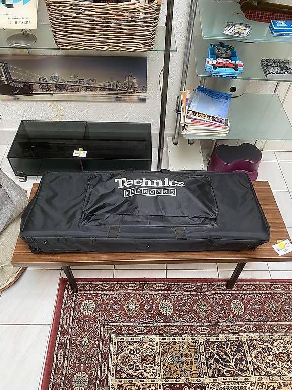 Technics Strumenti musicali: Keyboard Technics SX-KN650 – Usato da Neuhausen am Rheinfall venduto da galleria13 2