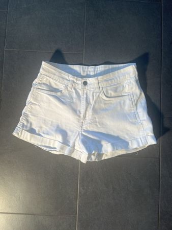 Weisse Sommer-Shorts, Gr. 38