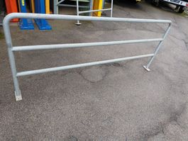 Massiver Absperrbügel, verzinkt, L=2230 mm, H=940 mm, P2