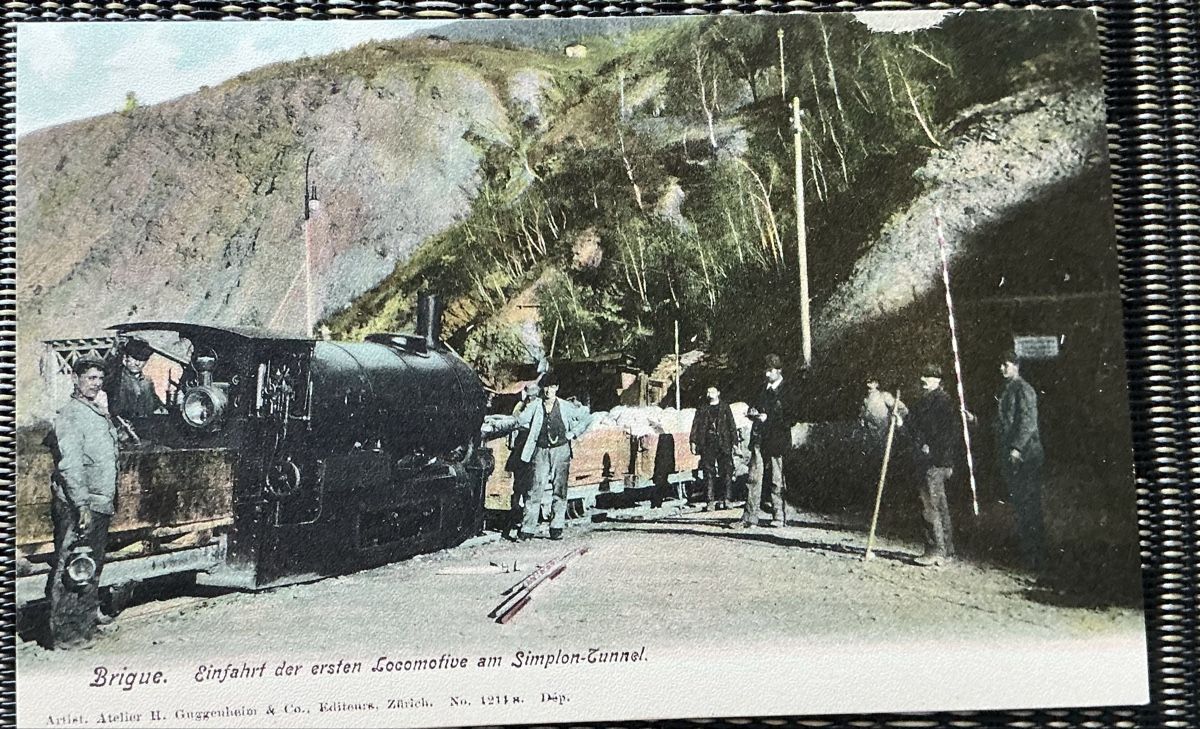 Cartoline postali: AK Brig - Einfahrt der ersten  Lokomotive Simplon-Tunnel  – Usato da Naters venduto da seidengut