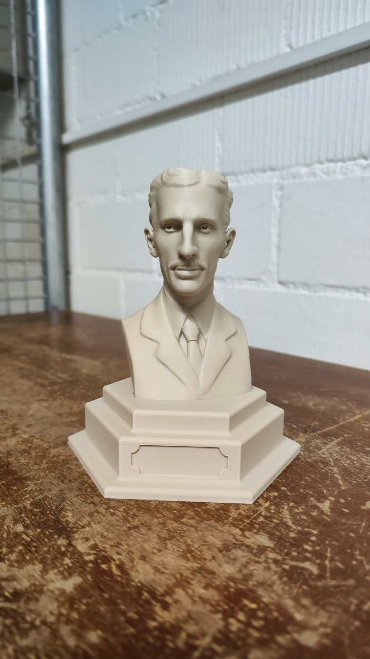Sculptures & Statues: Nikola Tesla Büste – Neuf (Voir description) à Zürich par turbopuz