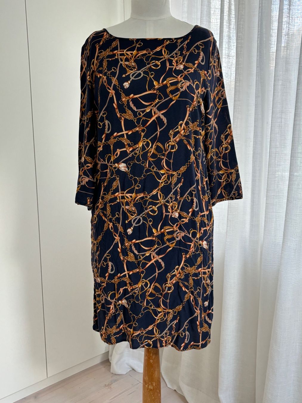 Alba Moda Vestiti: Kleid – Usato da Triesen venduto da boston7