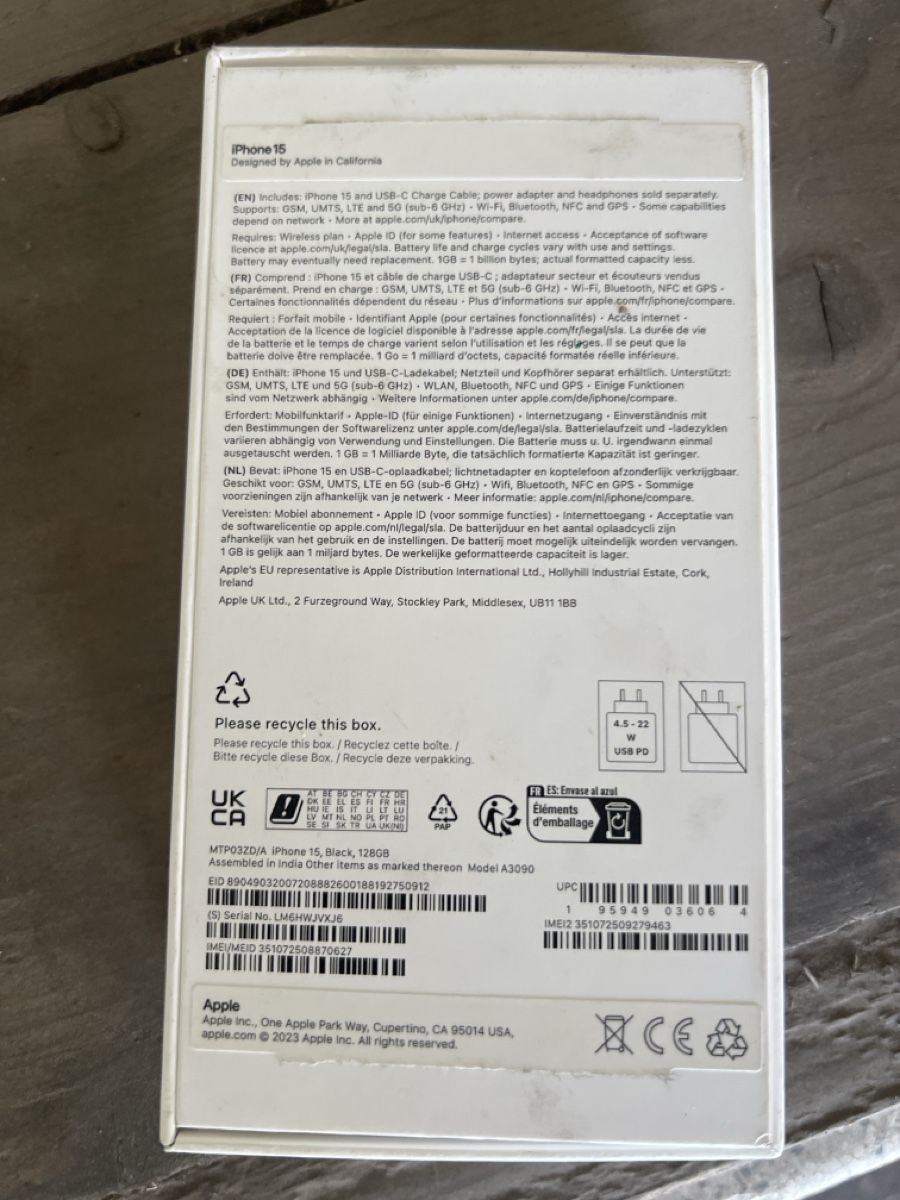 Apple Portables: iPhone 15 128GB Black New – D'occasion à Forch par els_dl9k