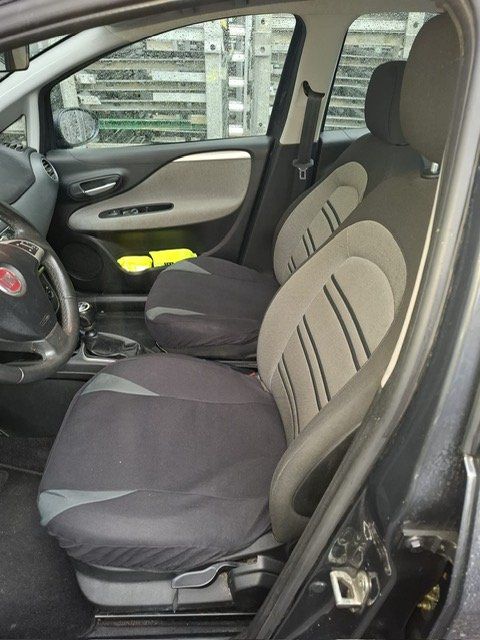 Fiat Automobili: Fiat Punto 1,4 8V – Usato da Frauenkappelen venduto da Autohaus-Bern 2