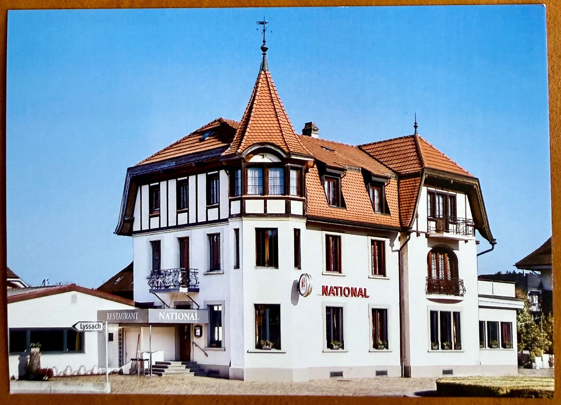 Cartoline postali: Burgdorf - Restaurant "National" – Usato da Lutry venduto da Ediego