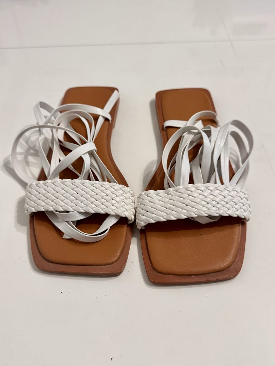 Herrenschuhe: Damensandalen Weiß Gr.38 – Gebraucht aus St.Gallen von pep_2gfq