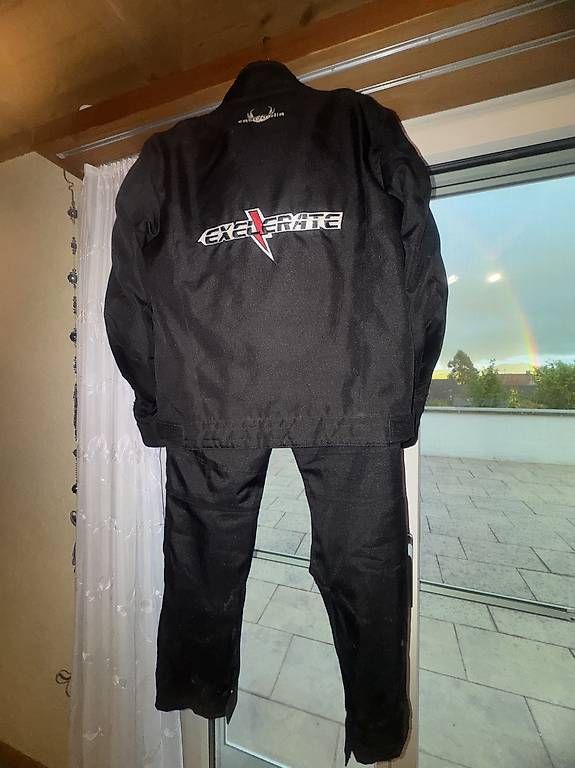 Lotti di vestiti: Motorradjacke + Hose Gr. S  – Usato da Weiach venduto da cor_2sss 1