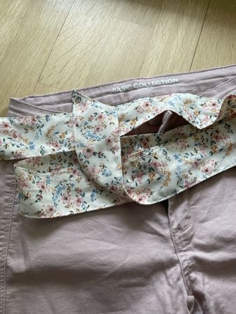 Rosa Frühlings-Hose mit Gürtel, Gr. M