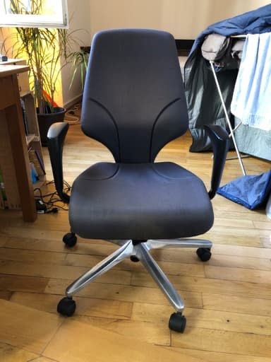Fauteuils: Schreibtischstuhl – D'occasion à Basel par MNDL