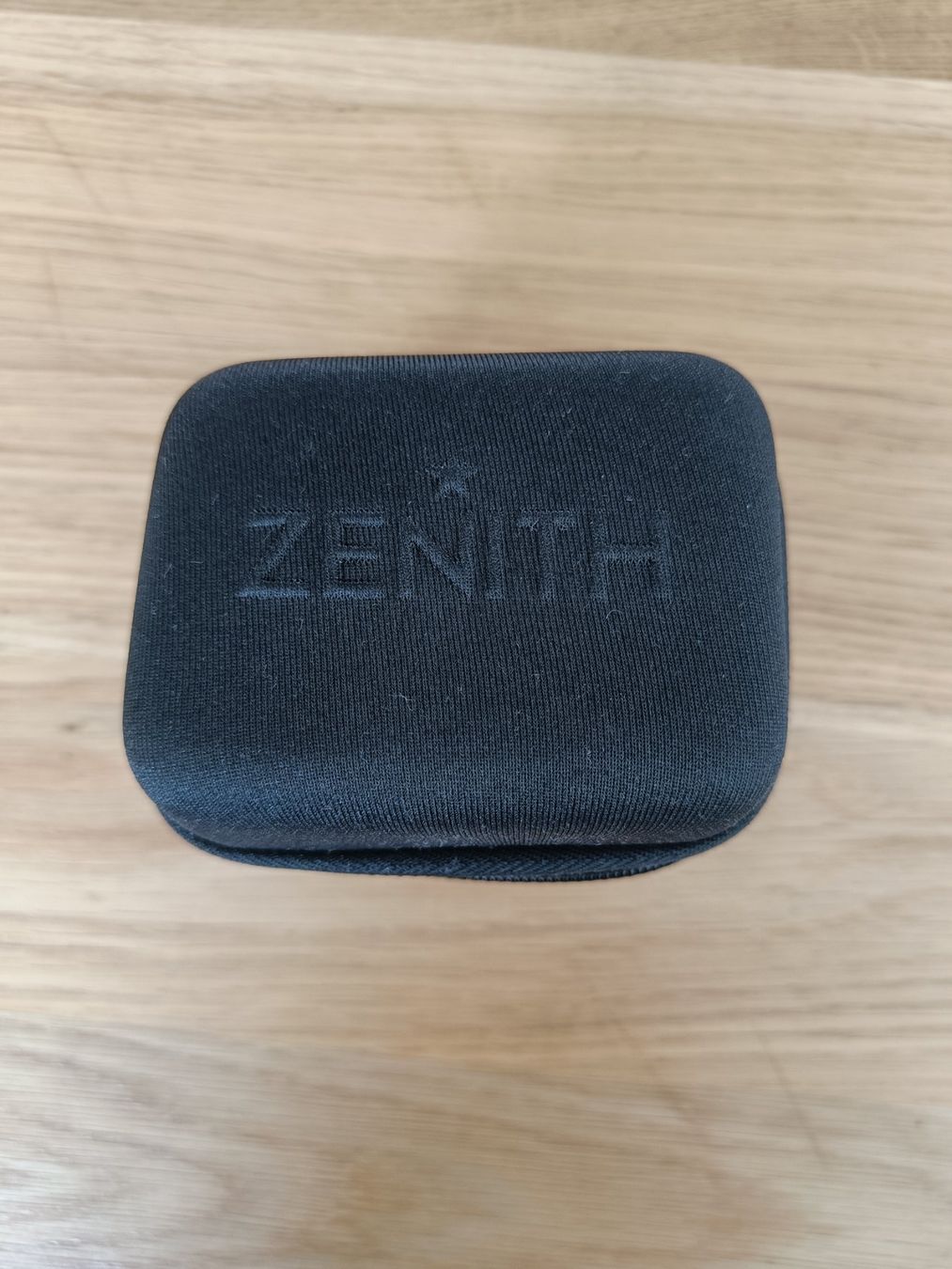 Zenith Scatole porta orologi: Zenith Uhren Reiseböxli – Nuovo (secondo la descrizione) da Emmen venduto da kat_q67m 6