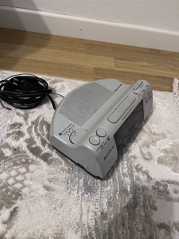 Radio: Radiowecker Sony ICF-C470L – Usato da Spreitenbach venduto da env_tk78 1