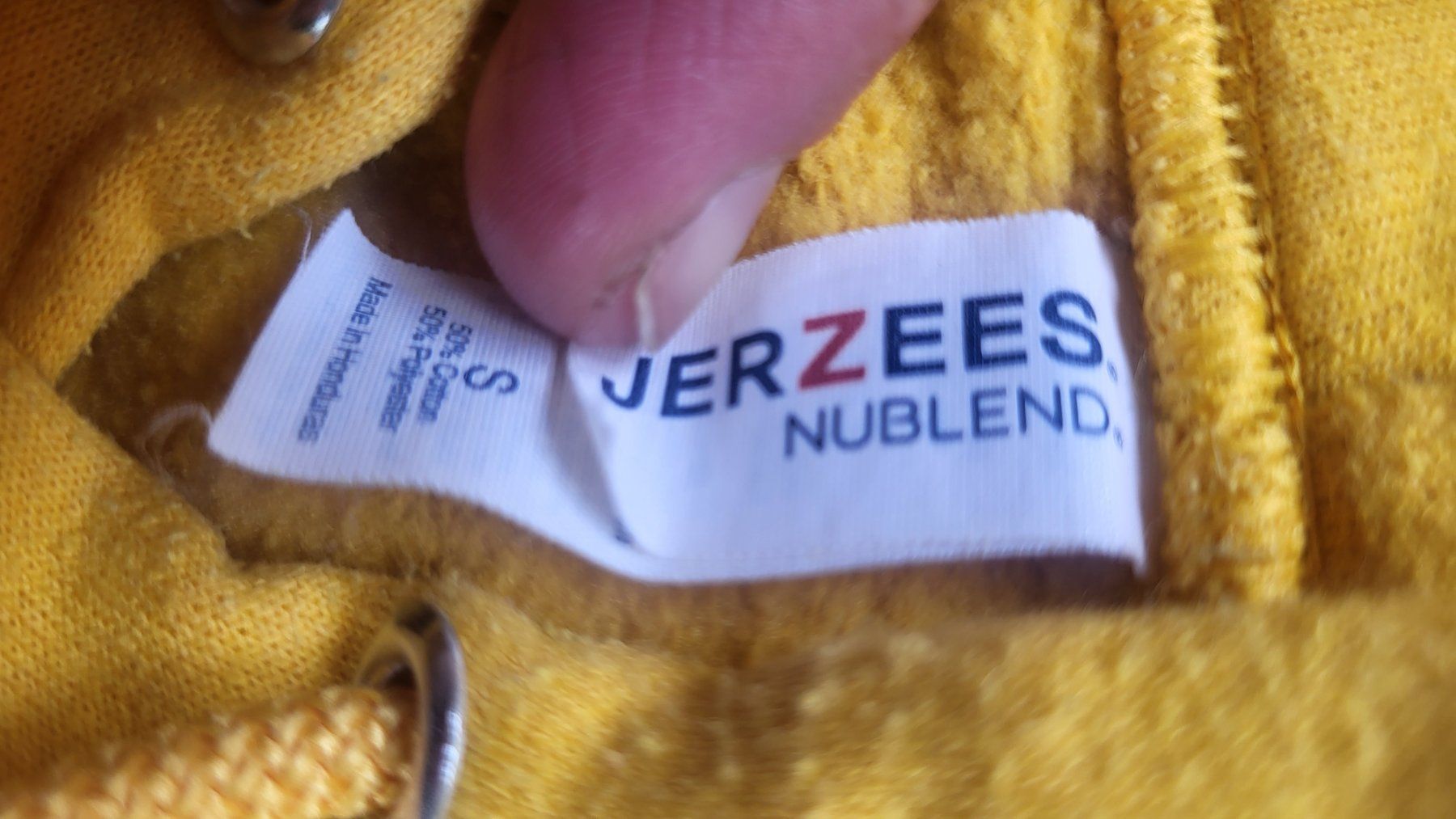 Pullover & Sweatshirts: hoodie S - be yourself – Gebraucht aus Zürich von Sibetti 1