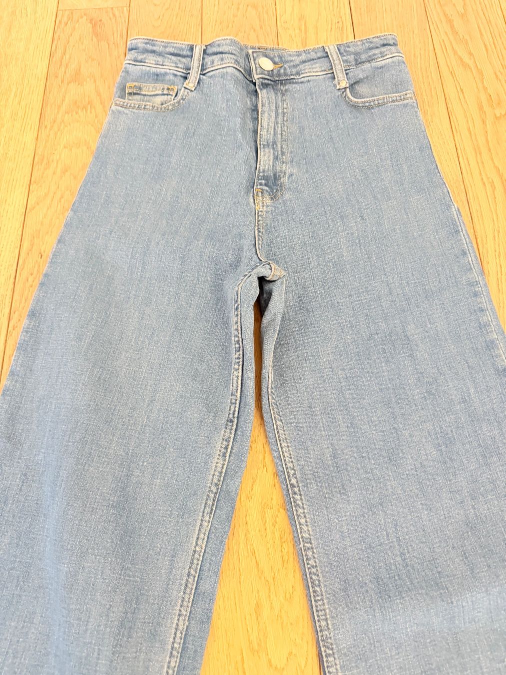 Zara Jeans: Jeans Gr. 36 Zara – Nuovo (secondo la descrizione) da Wiesendangen venduto da gefion99 1