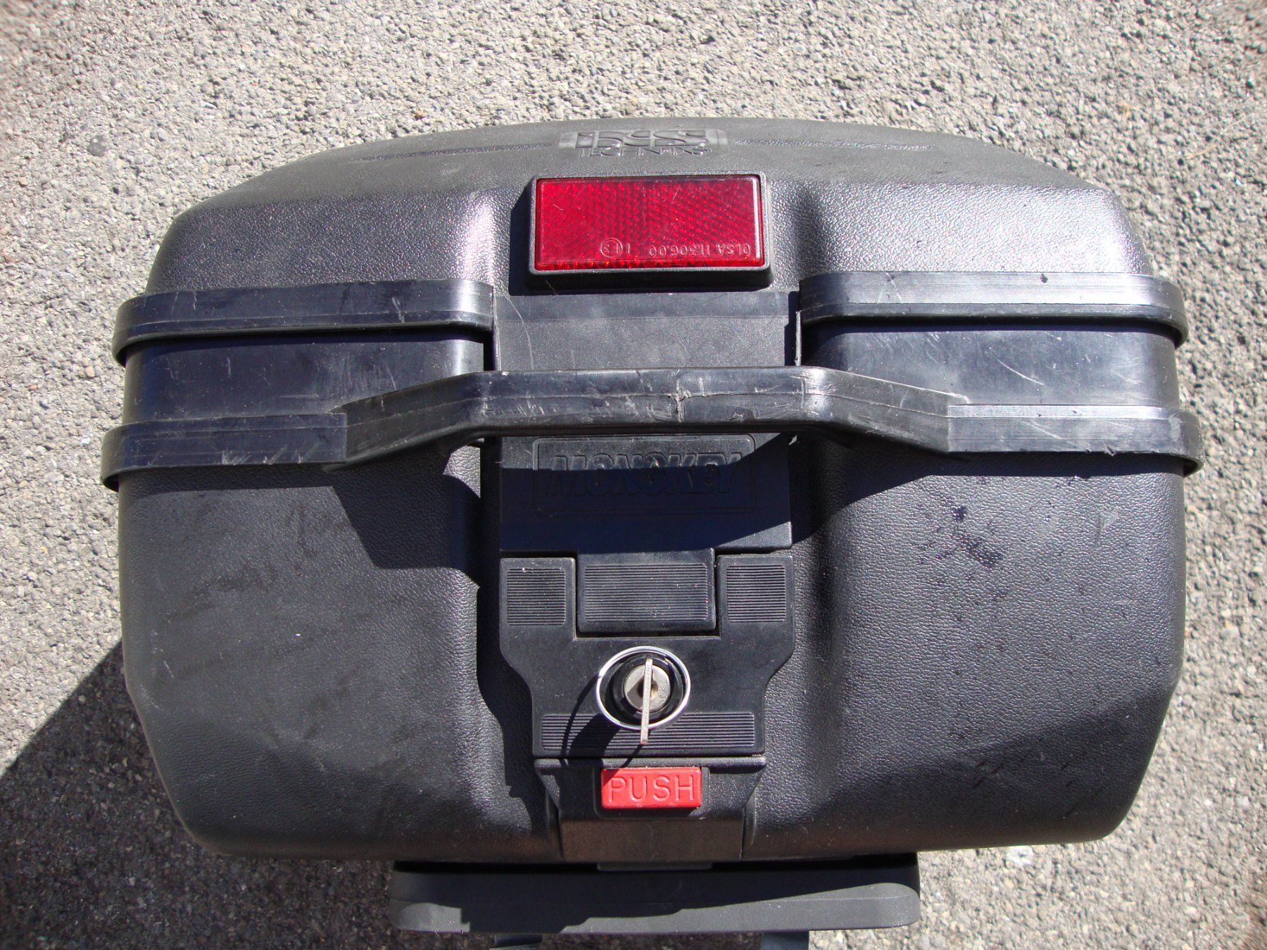 Topcase: Top Case mit  Halterung – Gebraucht aus Thun von Velo-7