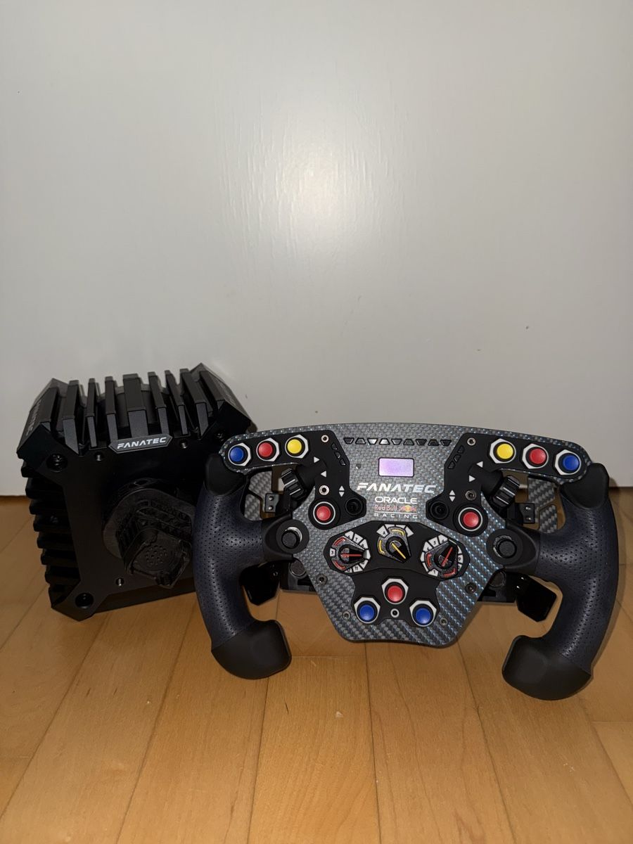 Fanatec Controller: Fanatec CSL DD Set limited Redbull edition – Usato da Obergerlafingen venduto da noa_cv5q